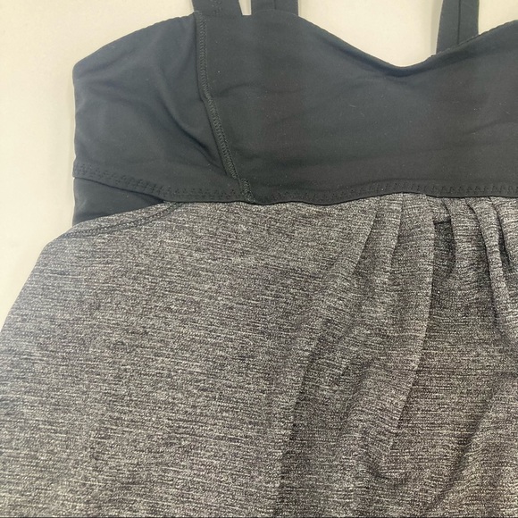 Size 2 lulu lemon tank top - Picture 3 of 7